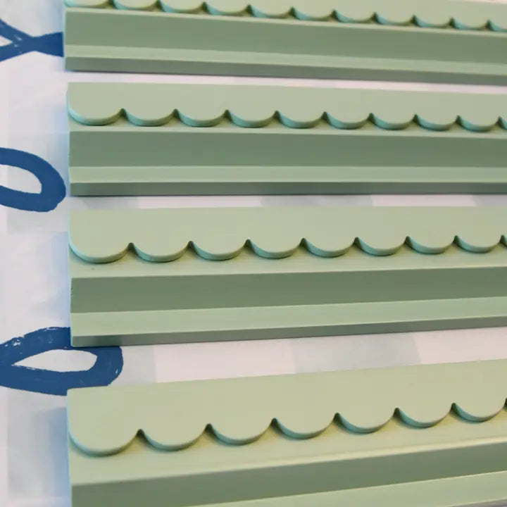 Scalloped Wooden Mahjong Racks - 20 Inches